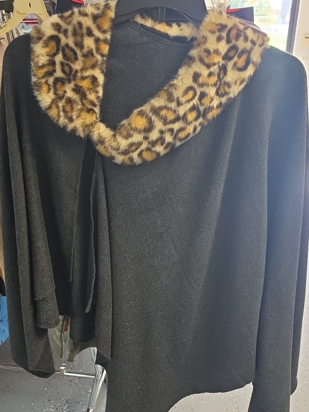 Ruby Ribbon Black Sweater with Leopard Faux-Fur Collar